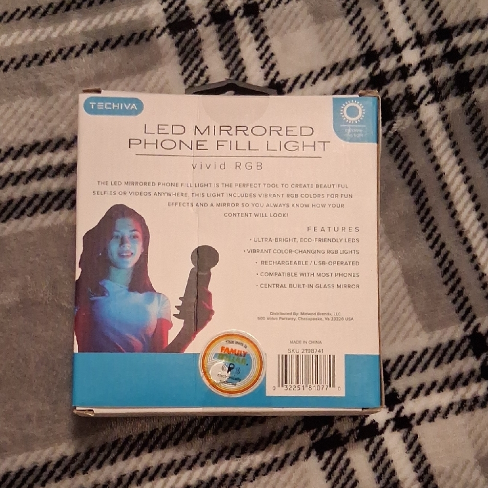 Techva LED Mirrored Phone Fill Light - Picture 2 of 2